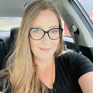 Meet your Posher, Jacquelyn